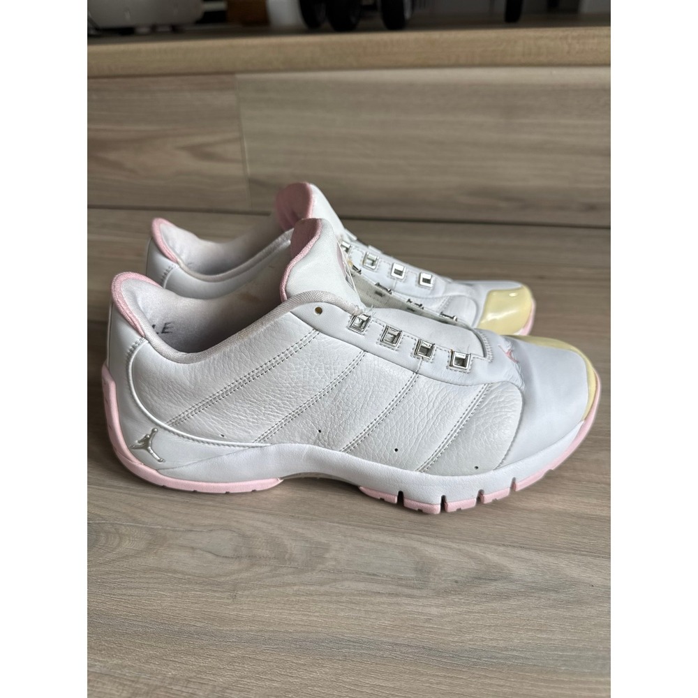 Derek Jeter Six4Three Low Jordans men's Sz 9 SAMPLE white light pink shoes